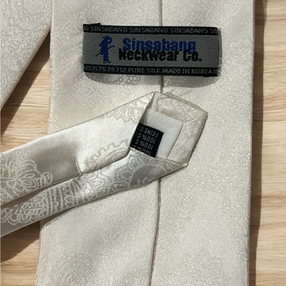 Men’s Silk Ties (4) - Picture 7 of 7